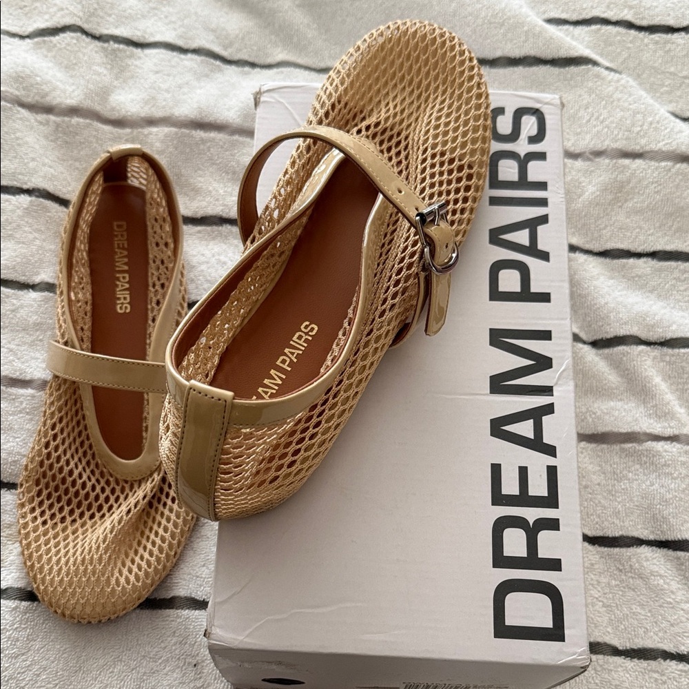 Dream Pairs Tan Mesh Mary Jane Flats with Strap